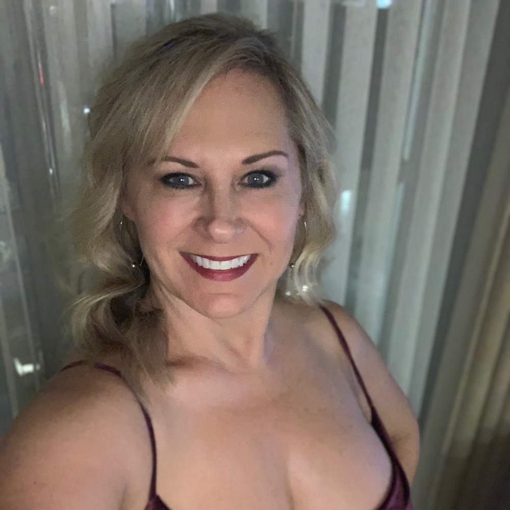 Meet your Posher, Deb